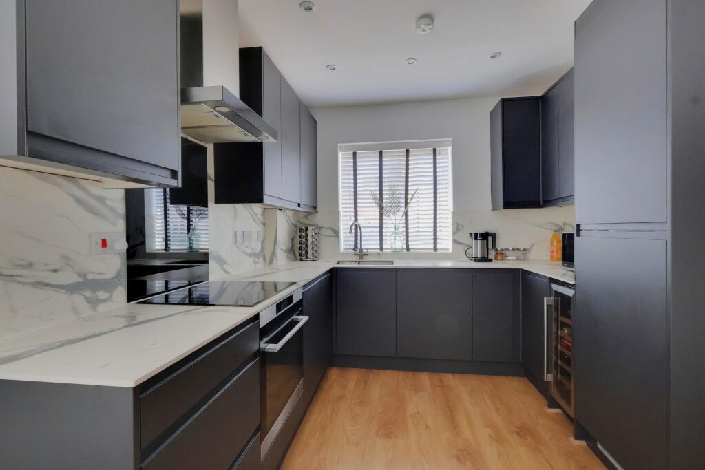 Longcroft Way, Havant - View 2