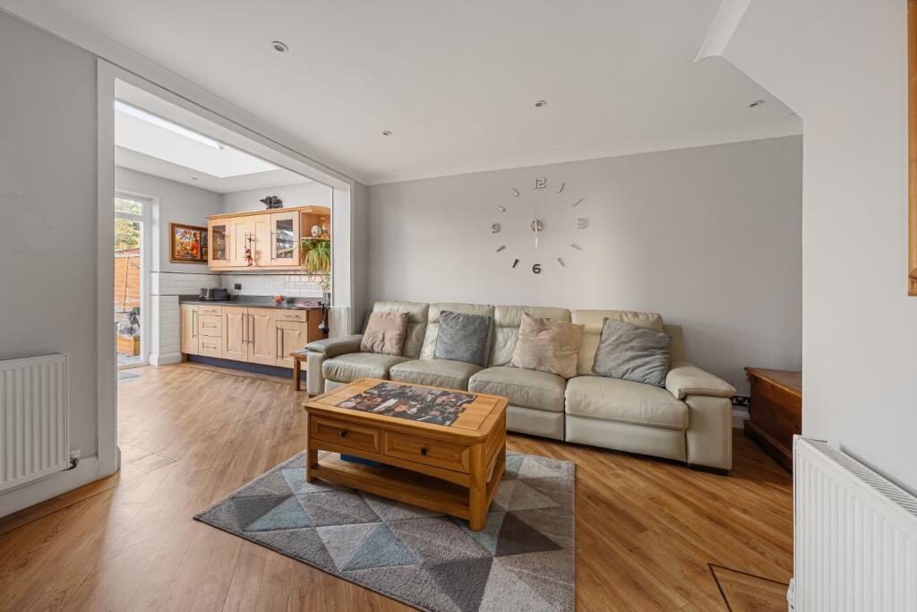 House in Gravesham, Rosherville, Perry Street - View 5