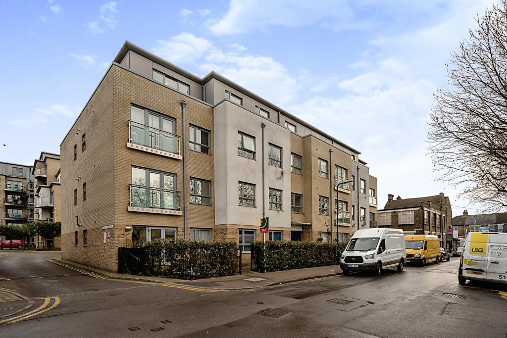 Apartment in London - View 2