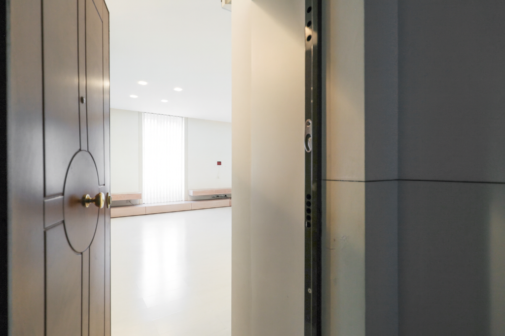 Main image of property: Milano, Milan, Lombardy