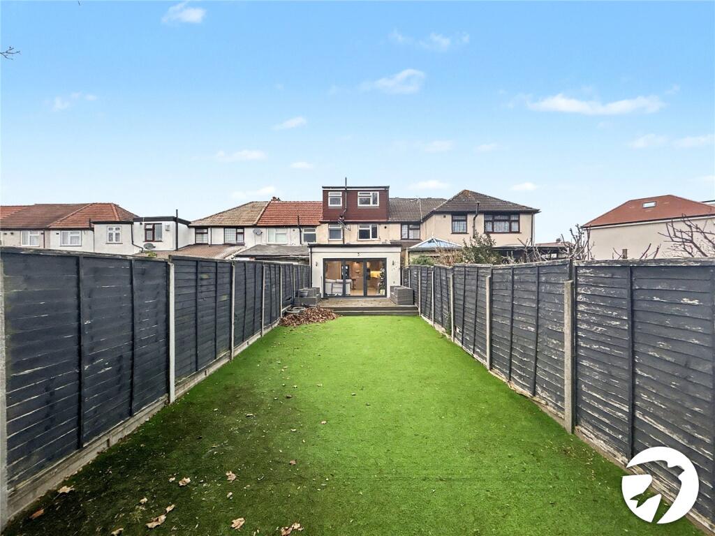 House in Sidcup, Blackfen - View 2