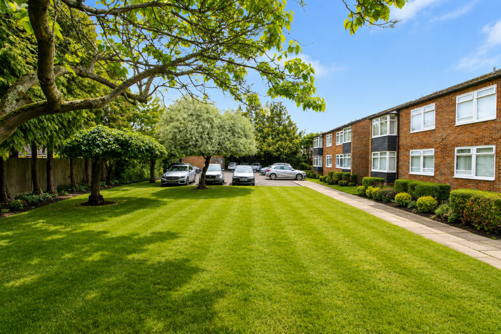 Hartsbourne Road, Reading, RG6