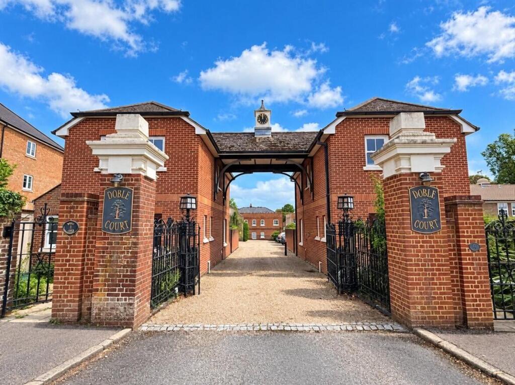 Main image of property: Doble Court, Addington Road, Sanderstead