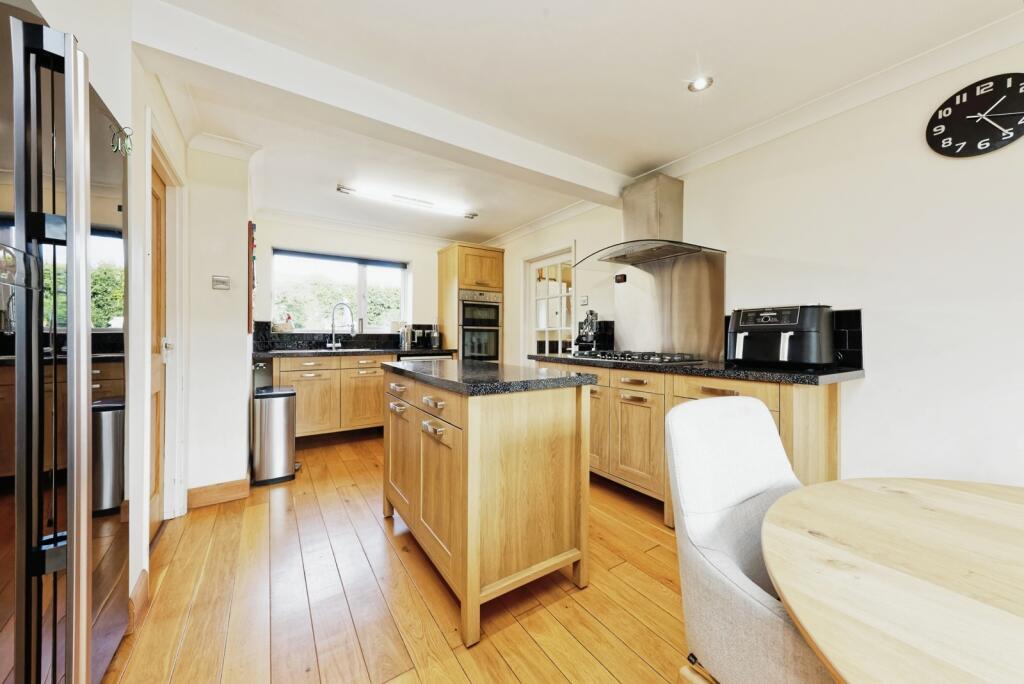 House in Ramsgate, Nethercourt - View 3