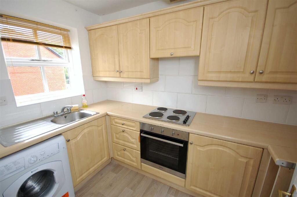 Apartment in Manchester - View 3