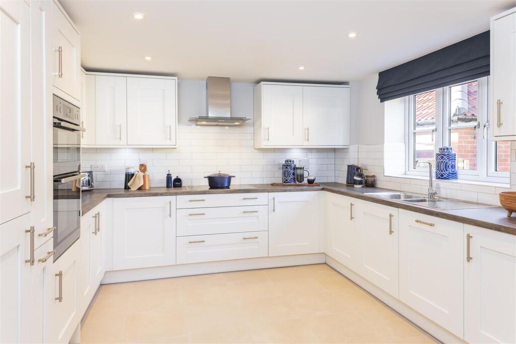 Rosedale Street Poundbury, Dorchester photo 4