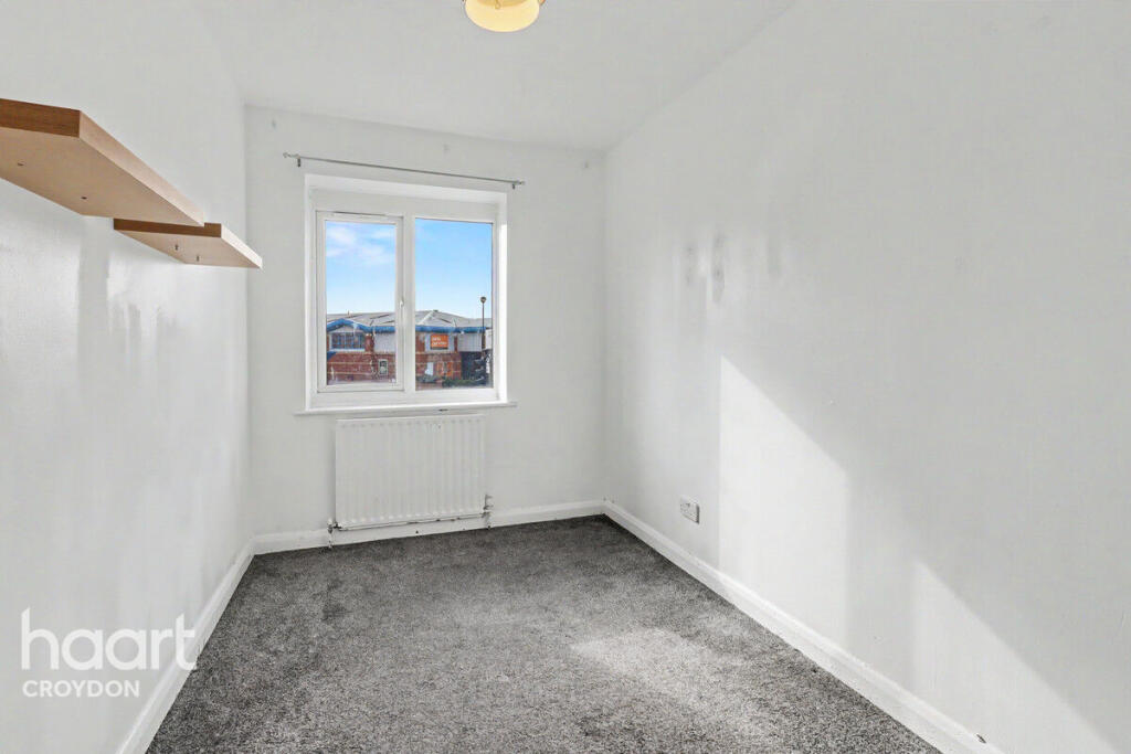 Apartment in Croydon - View 4