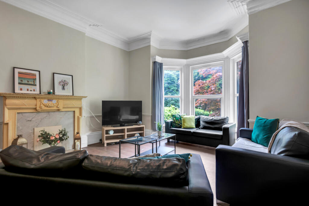 House in Leeds - View 2
