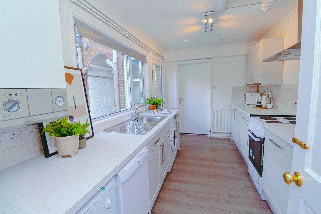 House in Lincoln, Lincolnshire - View 4