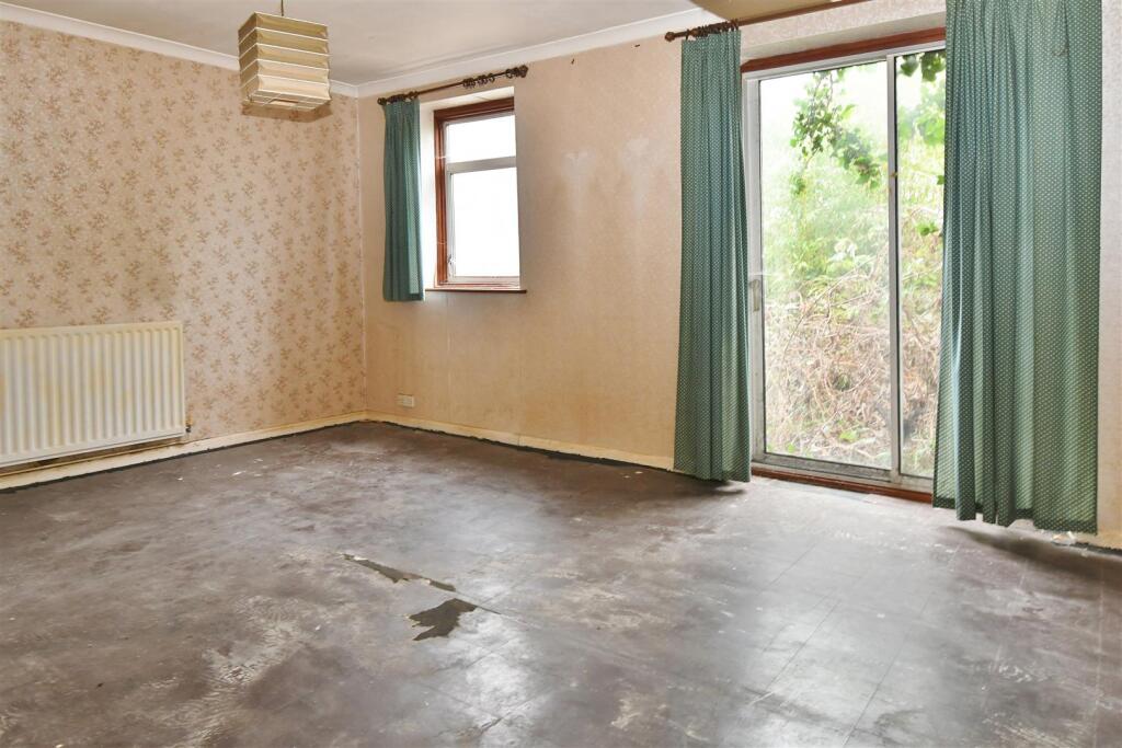 House in Warwick, Sydenham, Royal Leamington Spa - View 5
