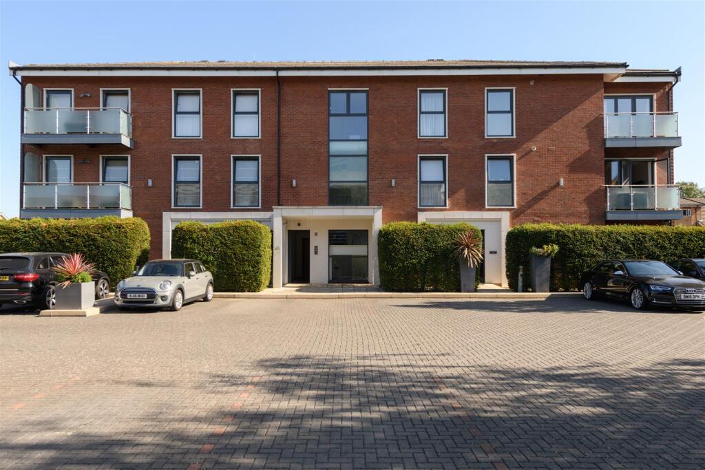Main image of property: Crystal Court, 95 Bramley Road, N14