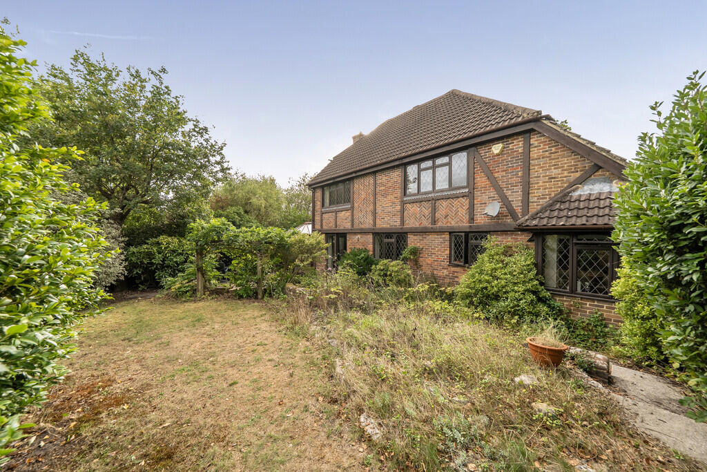 House in Redhill - View 4