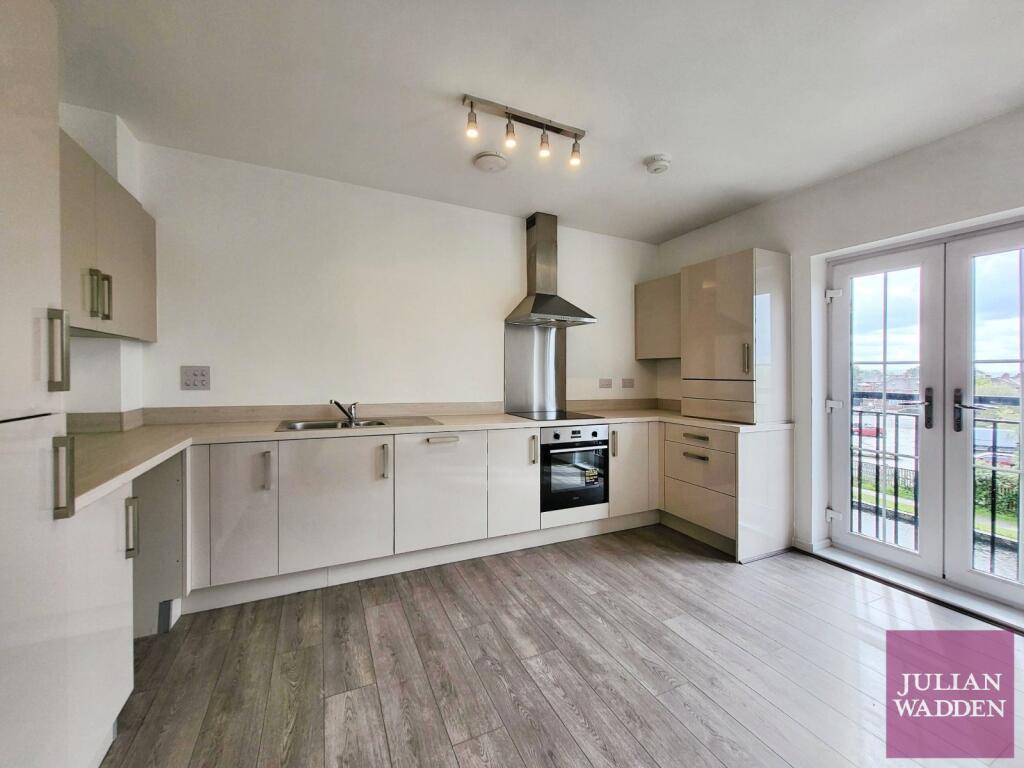 Apartment in Tameside, Greater Manchester - View 4