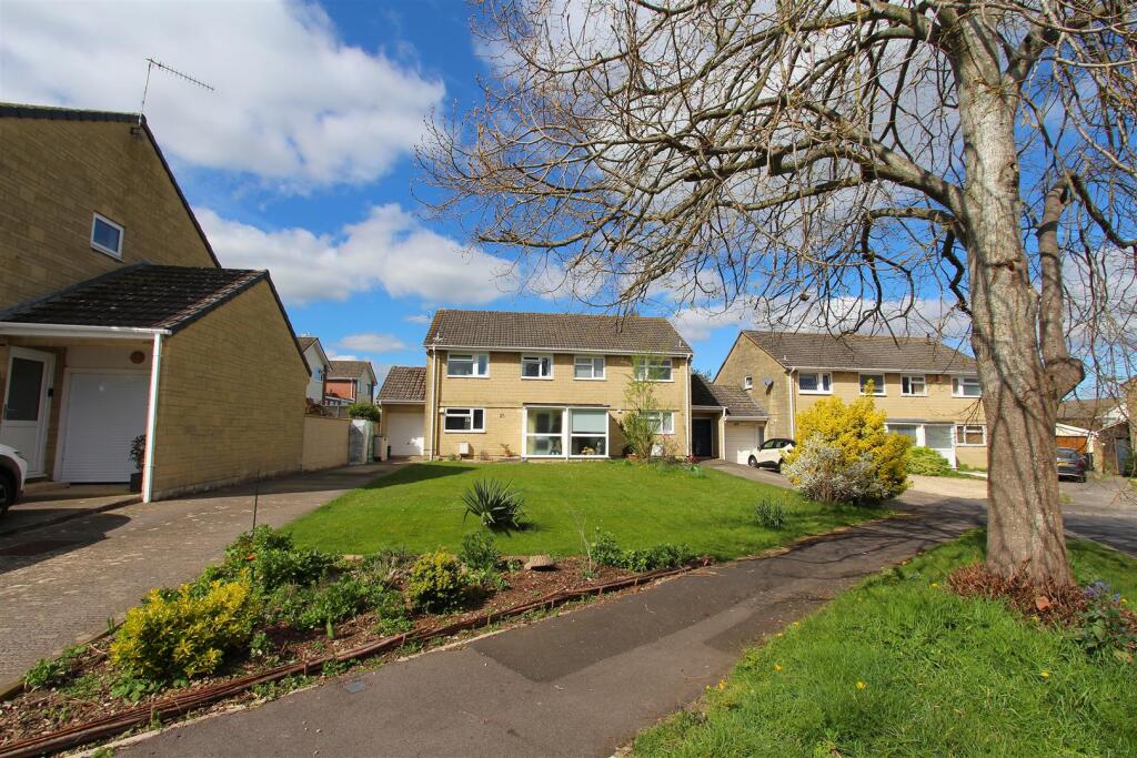 Main image of property: Waveney Road, Keynsham, Bristol