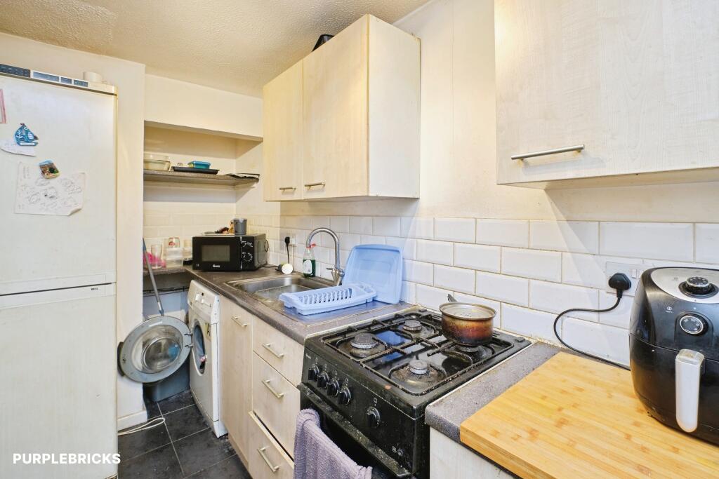Maple Drive, Birmingham, B44 photo 5