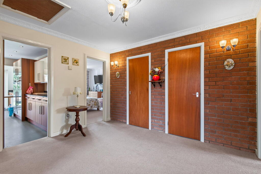 House in Northampton - View 4