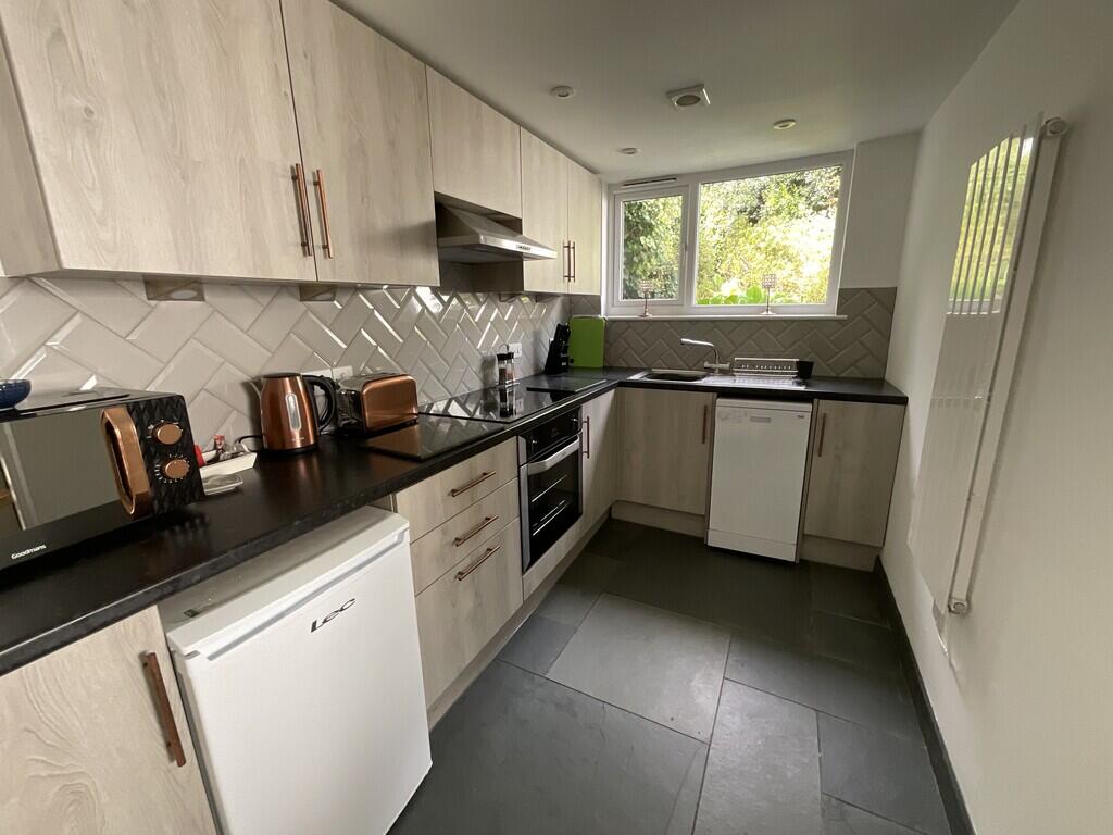 House in Exeter - View 5