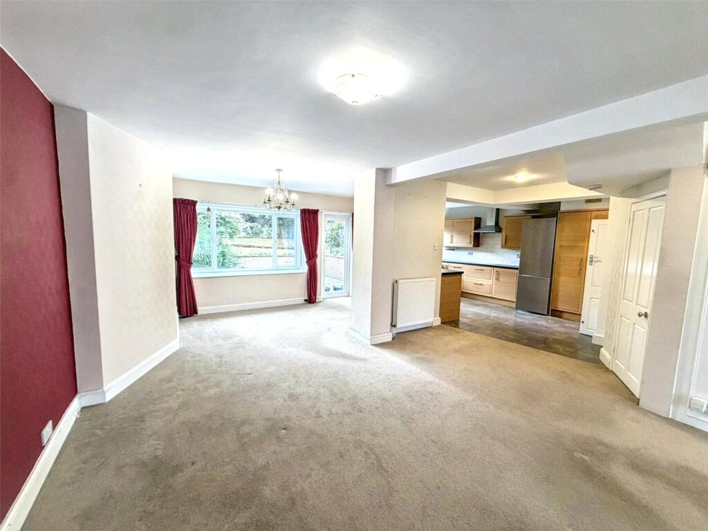 House in Enfield, Oakwood, Southgate - View 4