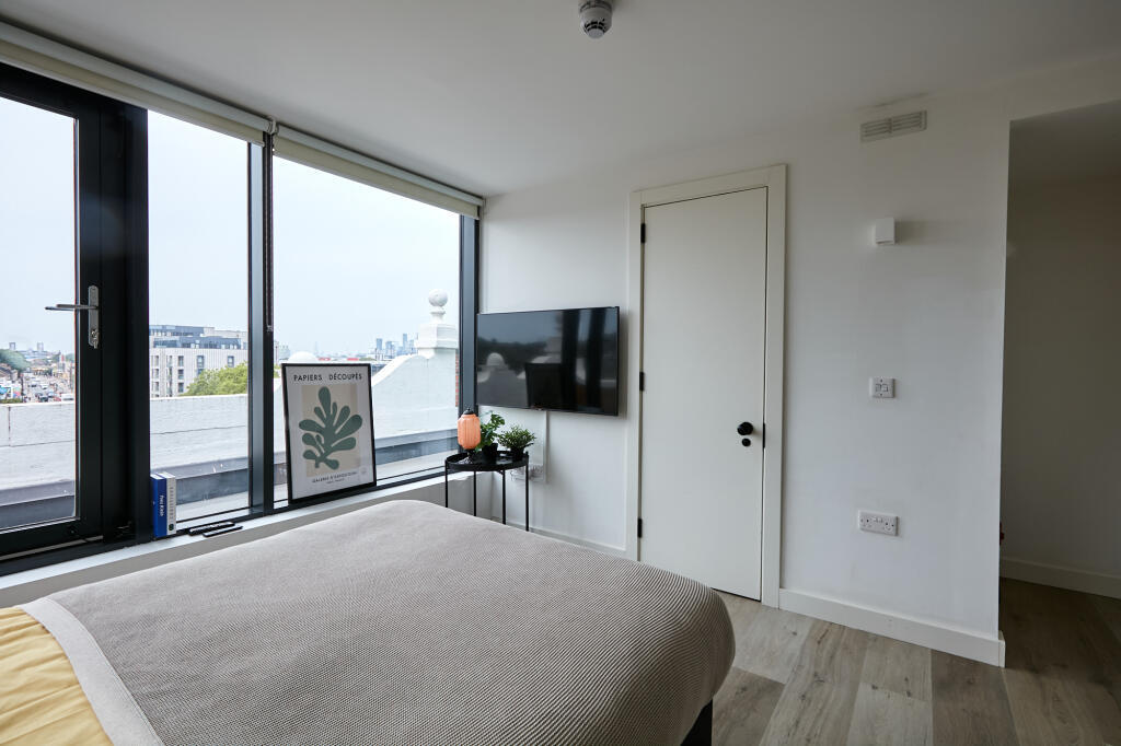 Main image of property: Antigallican Hotel, Woolwich Road, Greenwich