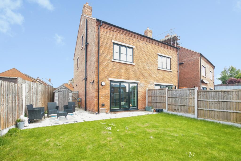 House in Dudley, Gornal Wood, Lower Gornal - View 5