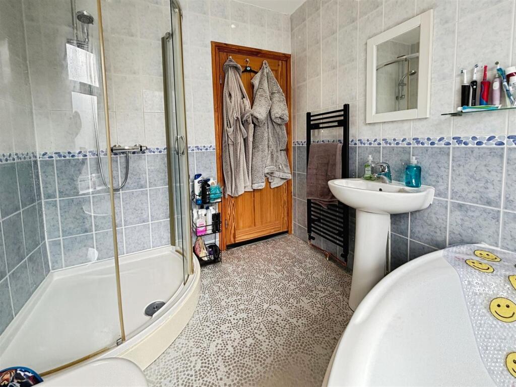 Additional image 10 of Holly Street, Bradford, BD6 3NF