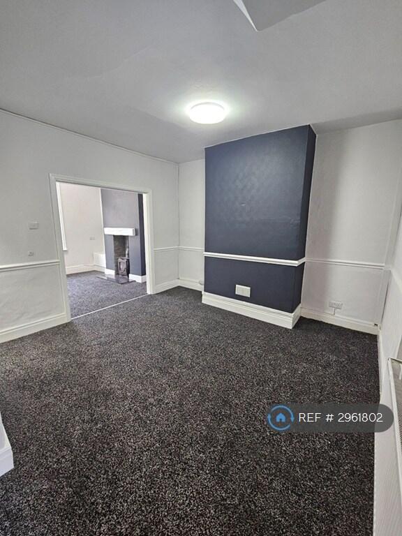 House in Preston - View 4