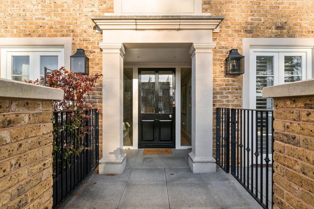 Main image of property: Willoughby Lane, Bromley, BR1