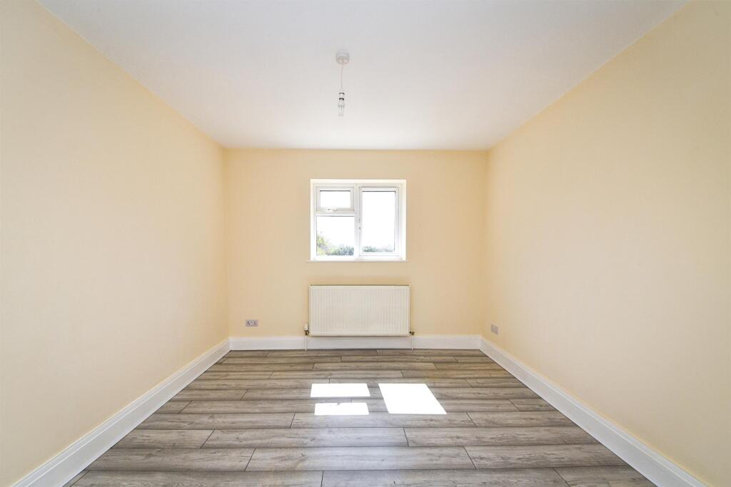 House in King's Lynn and West Norfolk, Heacham - More