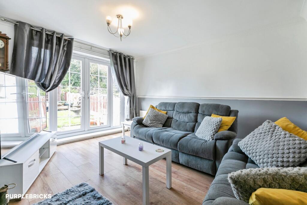 House in Sheffield - View 4
