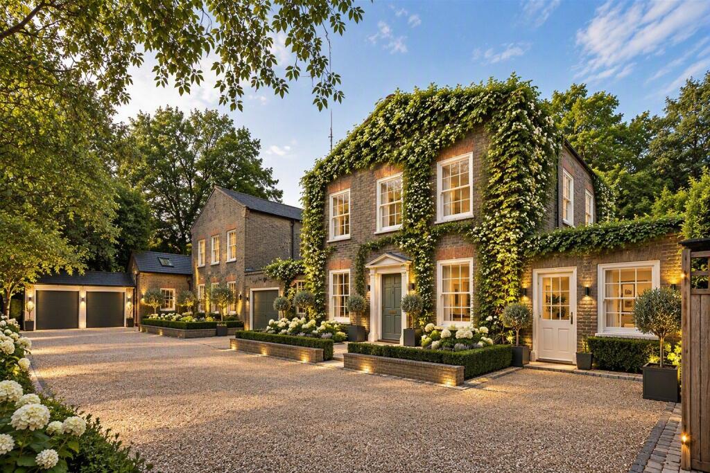 Main image of property: Winter Box Walk, Richmond, TW10