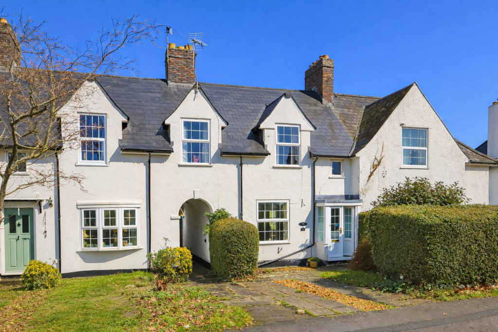 Main image of property: Westward Rise, Barry