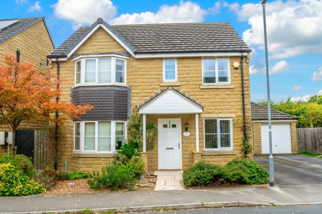 4-bed detached on Holly Road, Scissett, Huddersfield, HD8, £350,000