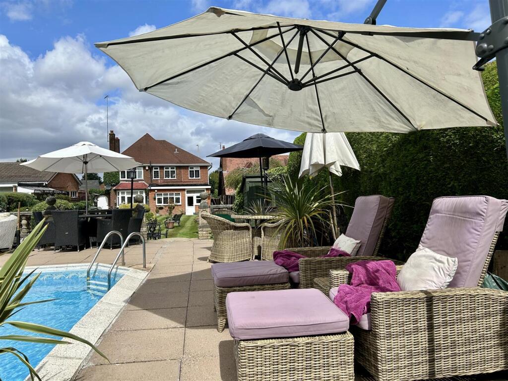 Additional image 36 of Manor Way, Halesowen