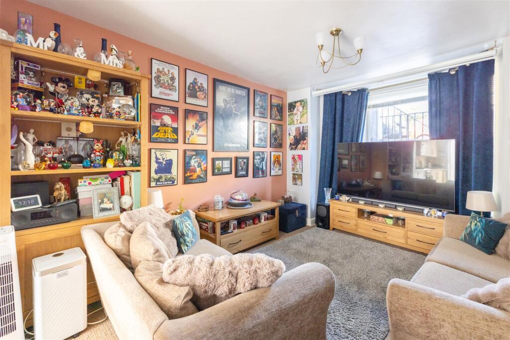 House in Tonbridge - View 5