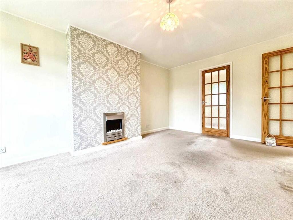 House in Bolsover, Pinxton - More