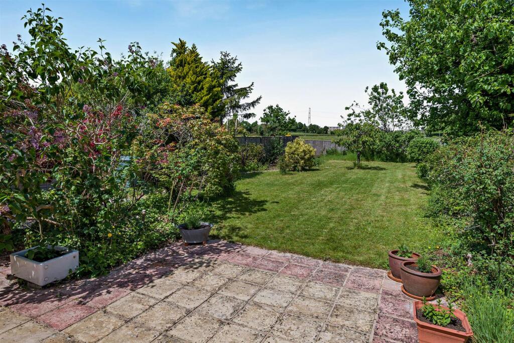 House in Cotswold, Siddington - View 2