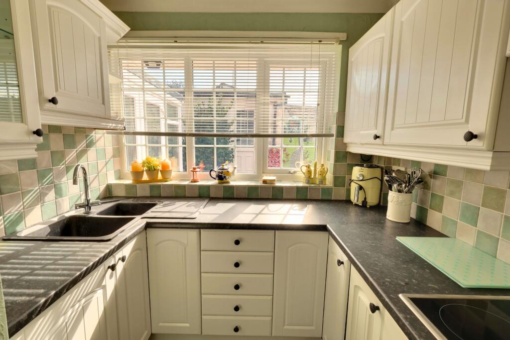 House in Horndean - View 4