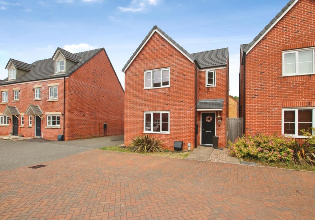 Charlock Close, Witham St. Hughs, Lincoln
