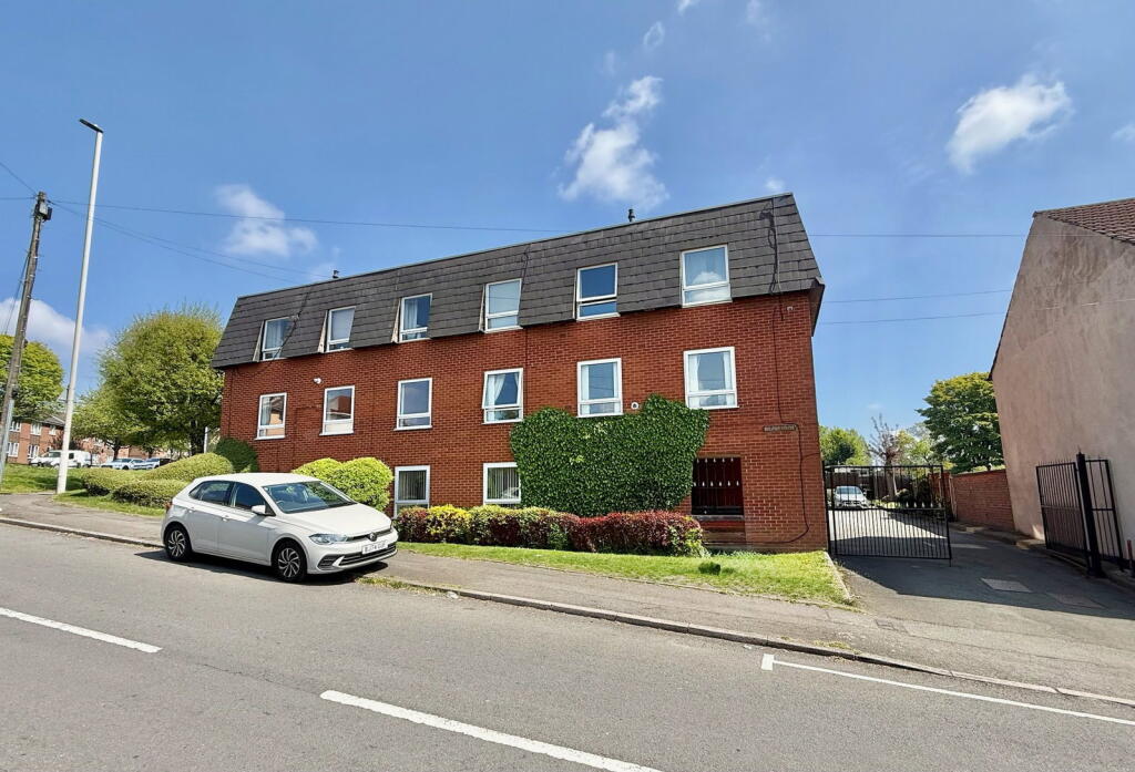 Apartment in Wolverhampton - More