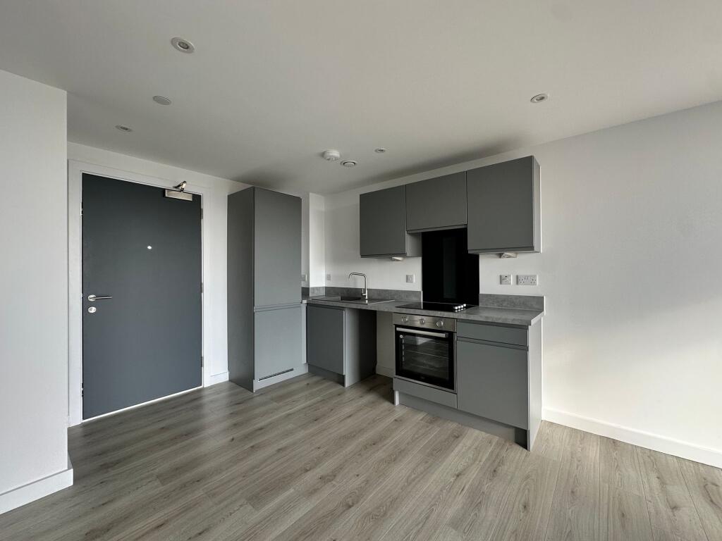 Apartment in Manchester - View 3