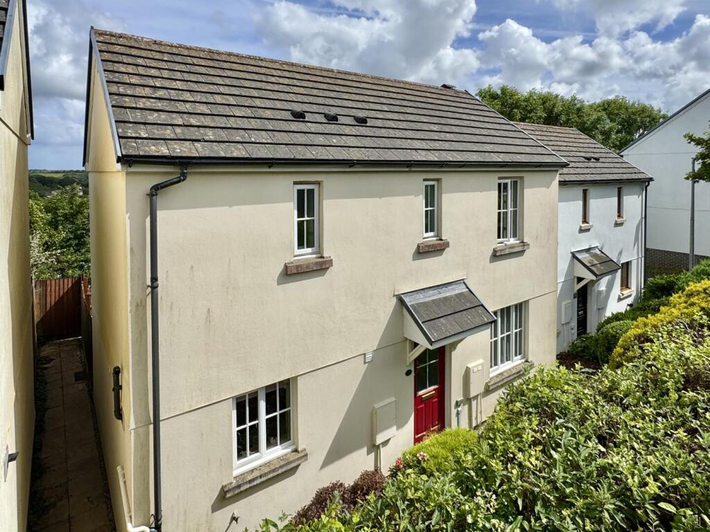 Main image of property: Chyvelah Vale, Gloweth, Truro