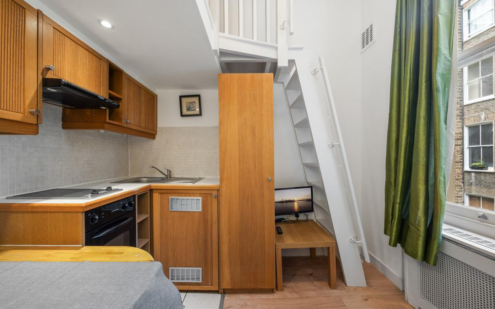 Studio flat for rent