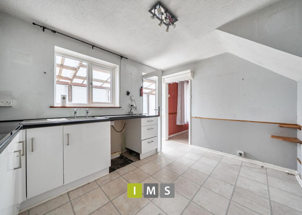 House in Cherwell, Kings End, Bicester - View 5