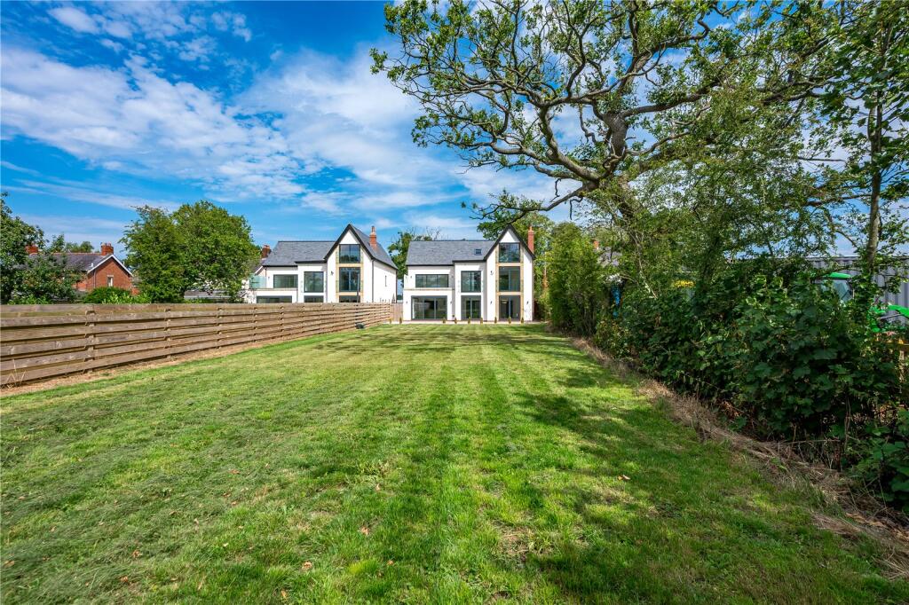 Woodplumpton Road, Woodplumpton, Preston, Lancashire photo 2