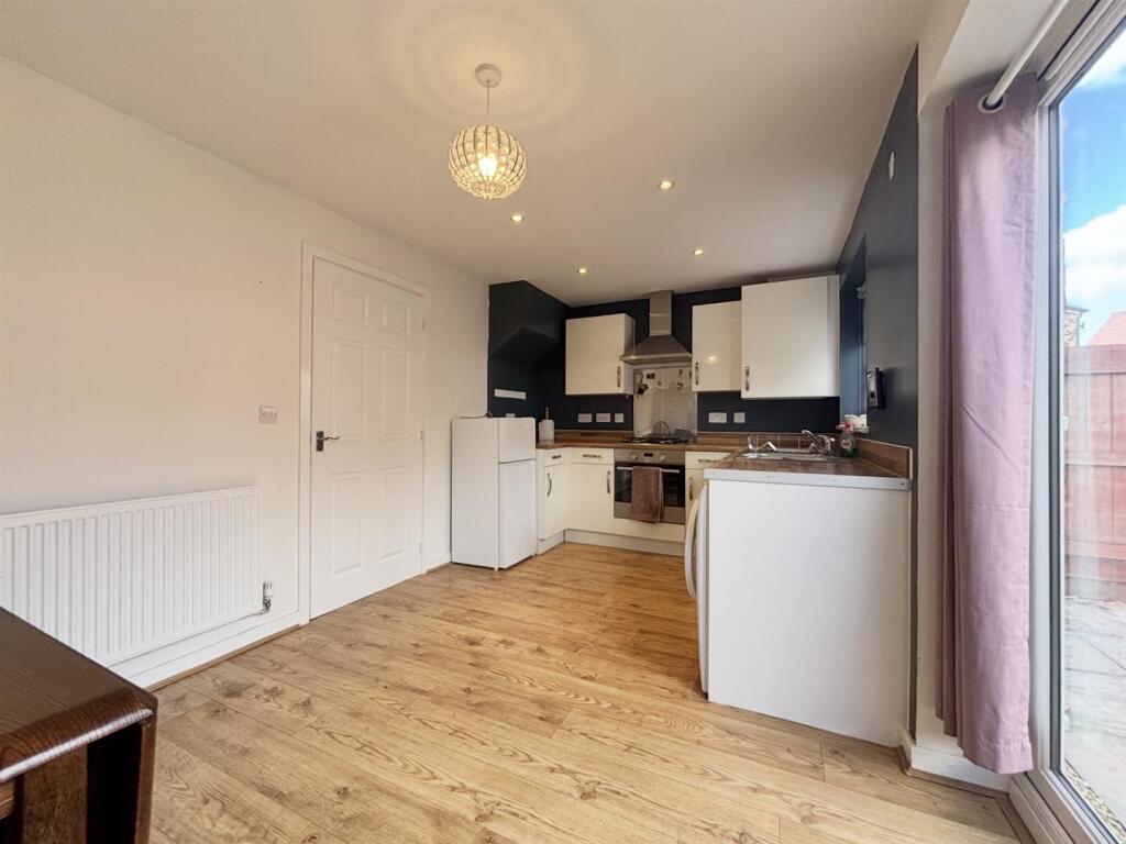 House in Salisbury - View 5