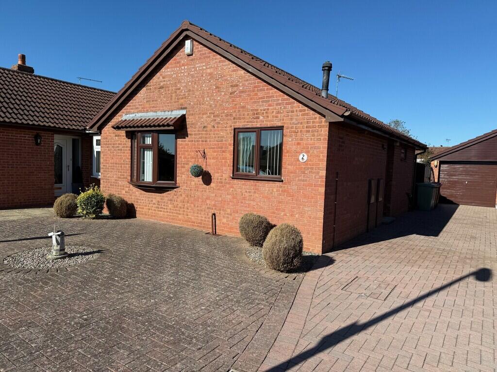 Main image of property: Abbots Close