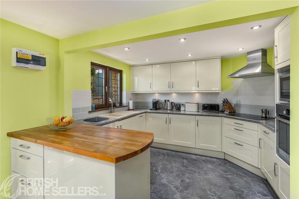 Chapel Lane, Balscote, Banbury, Oxfordshire, OX15 photo 3
