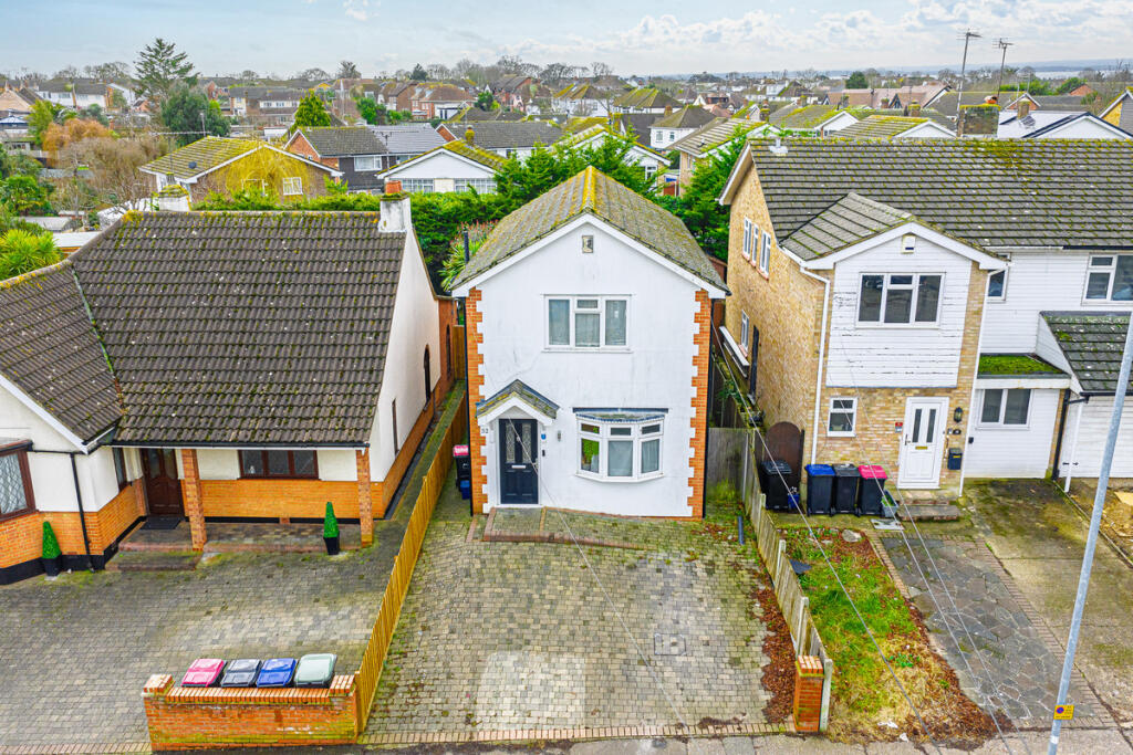 Main image of property: Mountdale Gardens, Leigh-on-sea, SS9