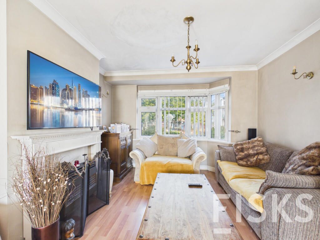 House in Southend-on-Sea - View 5