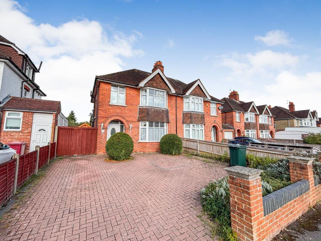 Main image of property: Kenilworth Avenue, Reading, RG30